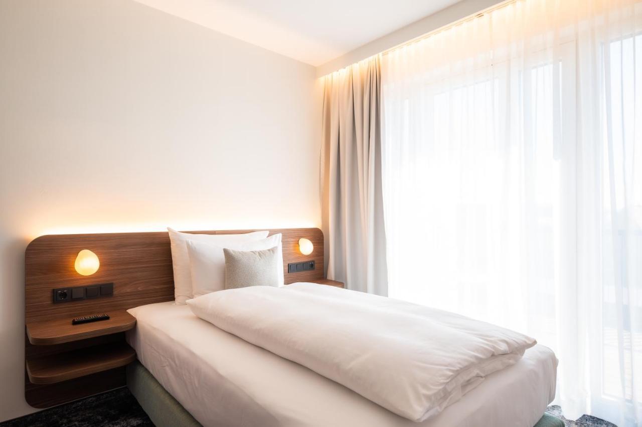 Hotel Le Parc Wiener Neustadt Exteriör bild